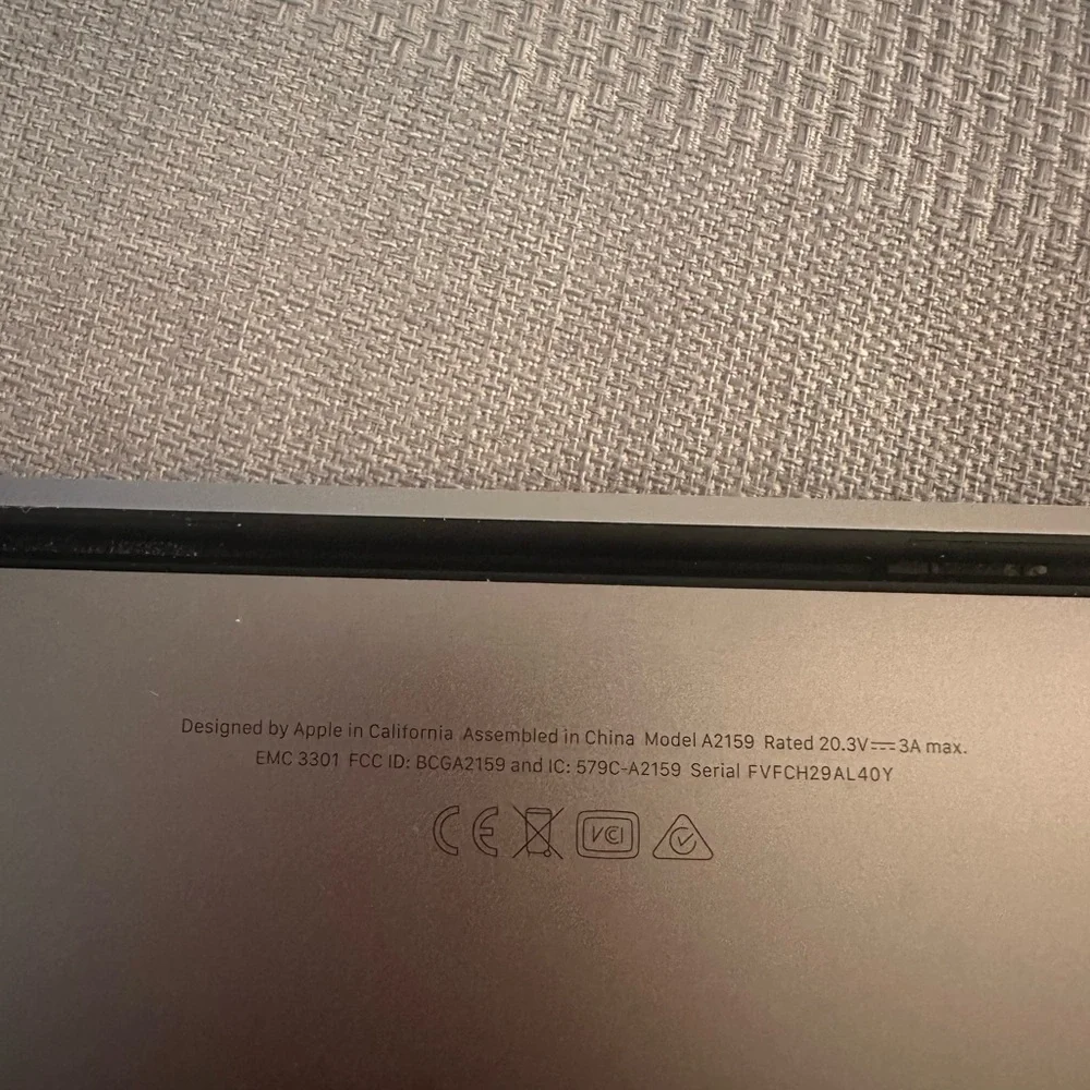 2019 Apple MacBook Pro Space Gray Laptop - Space Gray 13 inch